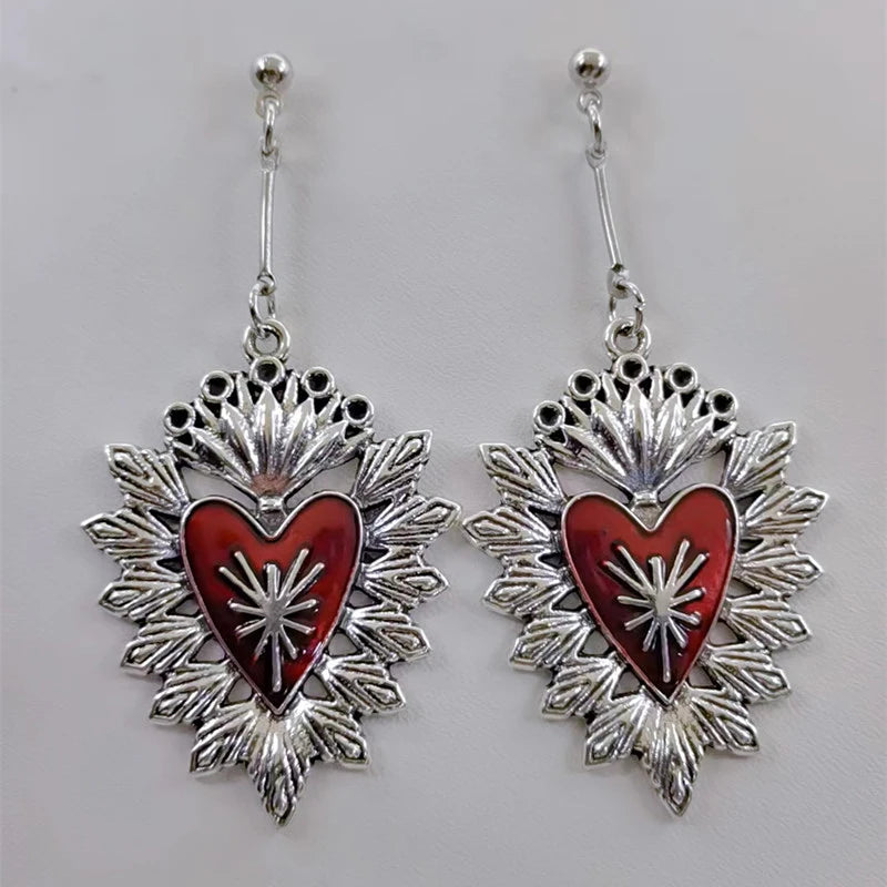 Boucles d'oreilles pendantes en alliage de zinc – Représentation du Sacré-Cœur en argent et rouge-image
