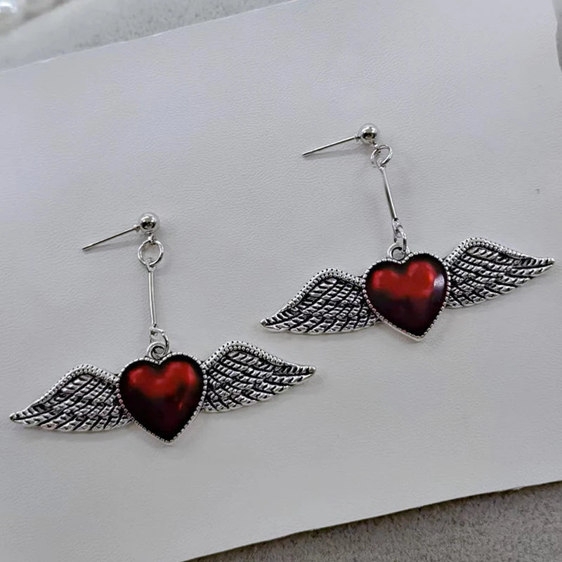 Boucles d'oreilles pendantes en alliage de zinc – Représentation du Sacré-Cœur en argent et rouge-image