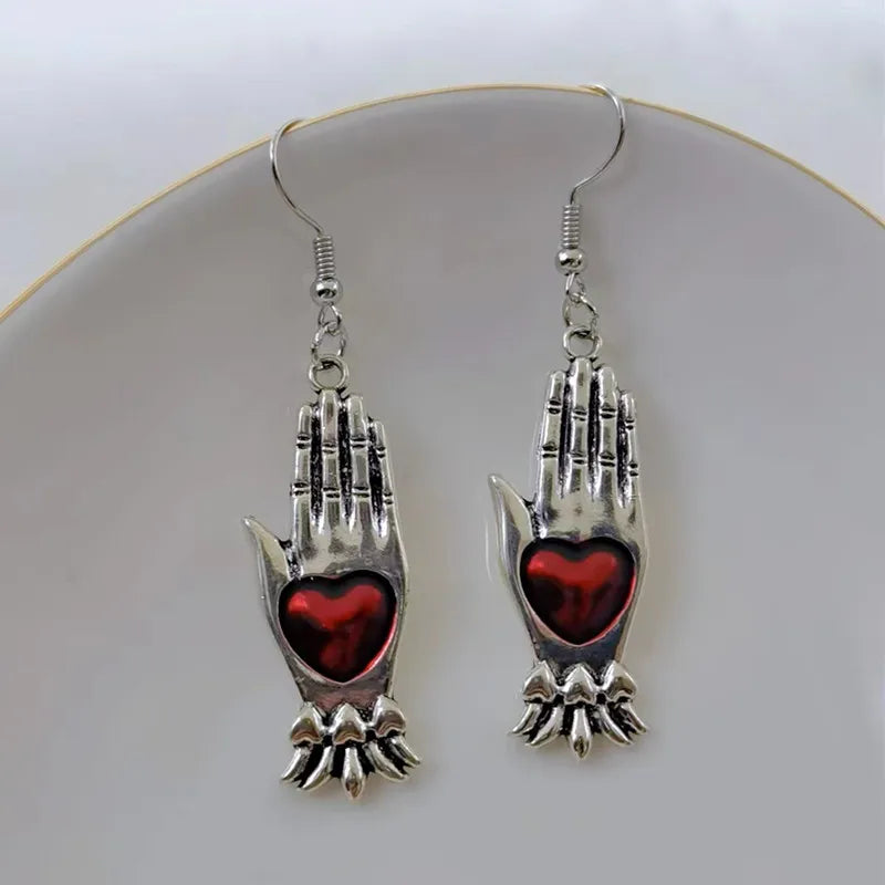 Boucles d'oreilles pendantes en alliage de zinc – Représentation du Sacré-Cœur en argent et rouge-image