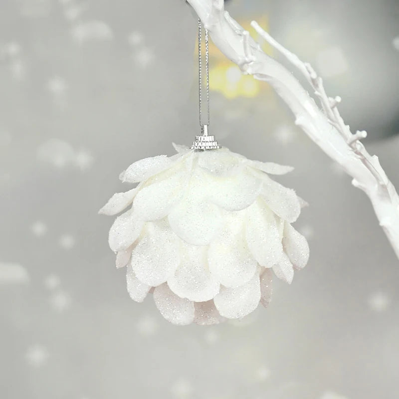 Boules de Noël en Mousse Blanche avec Plumes - 8 cm