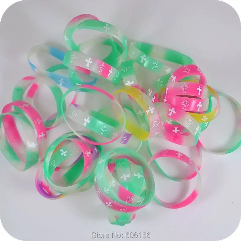 Bracelet Wrap Phosphorescent en Silicone - Croix (Lot de 50 pièces)1