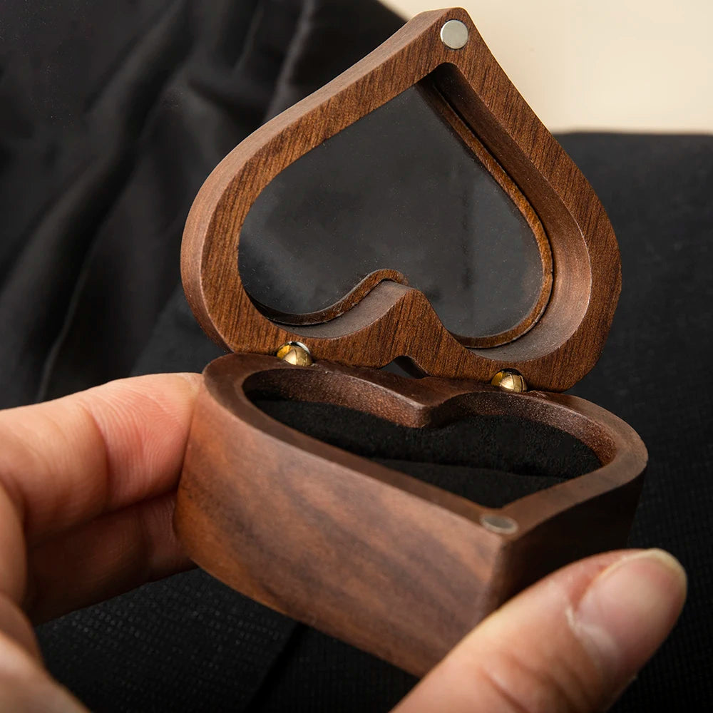 Broche Croix de Jésus - Acier Inoxydable