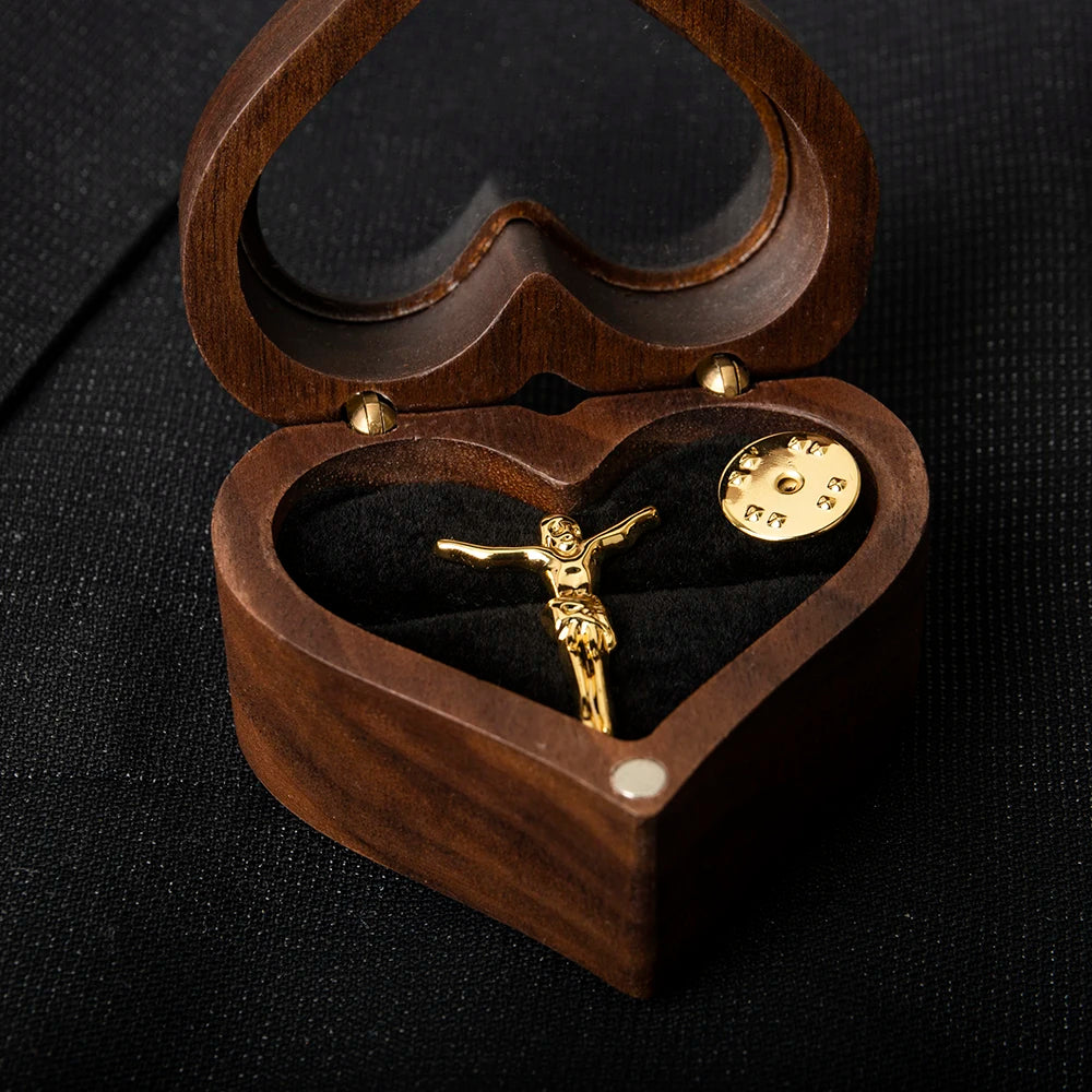 Broche Croix de Jésus - Acier Inoxydable