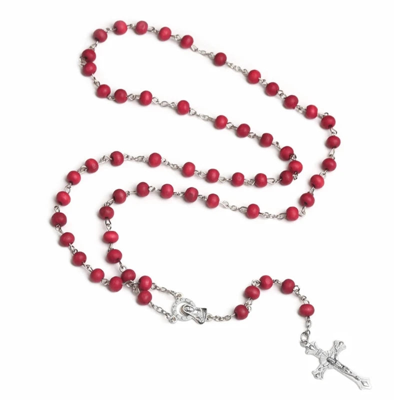 Chapelet en bois avec croix ROUGE