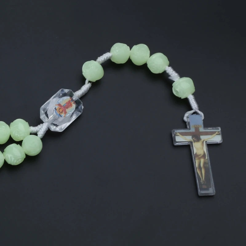Chapelet_phosphorescent_en_perles_et_croix