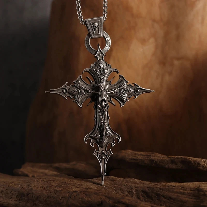 Collier Pendentif Croix Crâne Jésus Gothique - Bijou Punk Catholique